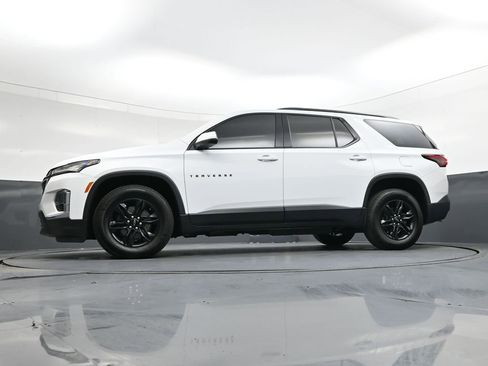 Used 2023 Chevrolet Traverse LT w/ Midnight/Sport Edition image 30