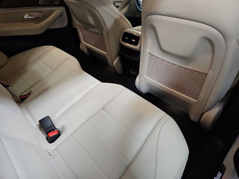 New 2026 Mercedes-Benz GLE 450 4MATIC image 11