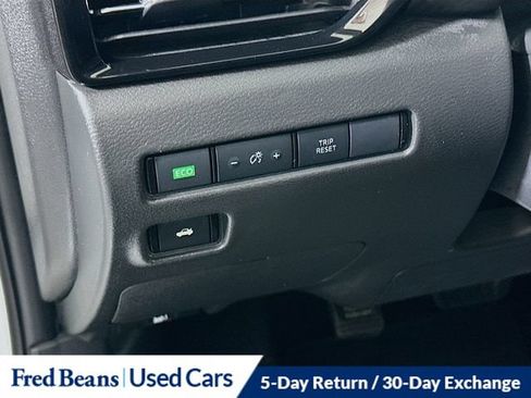 Used 2023 Nissan Sentra SR w/ Midnight Edition Package FWD image 14
