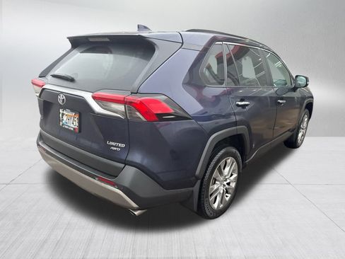 Used 2022 Toyota RAV4 Limited image 2