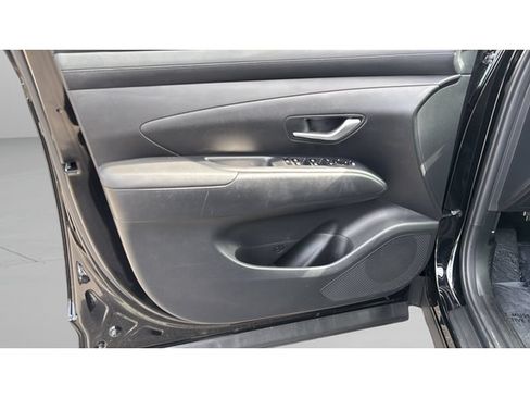 Certified 2025 Hyundai Tucson SE AWD/4WD image 9