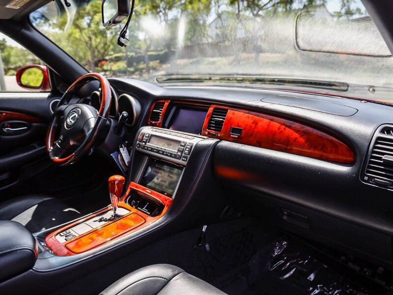 Used 2007 Lexus SC 430 Convertible RWD image 19