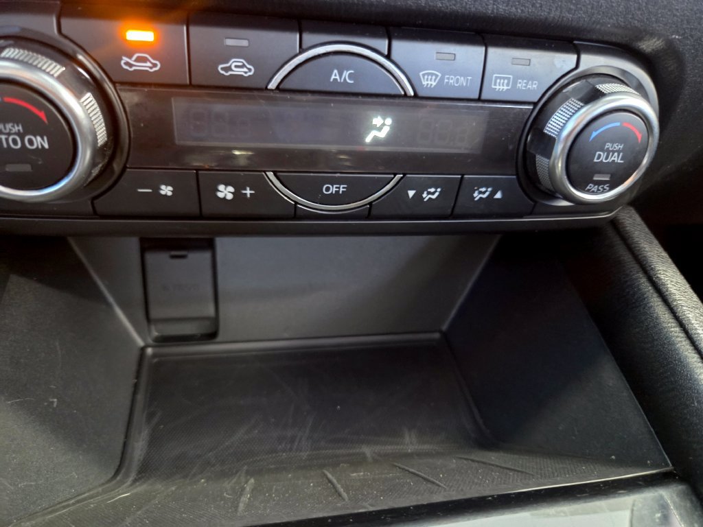 Used 2017 MAZDA CX-5 Touring w/ Preferred Equipment Package FWD image 41