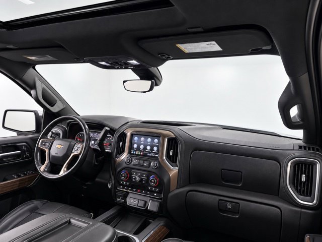 Used 2020 Chevrolet Silverado 1500 High Country w/ Technology Package AWD/4WD image 33