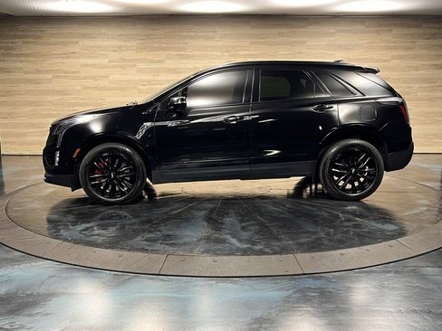 Used 2022 Cadillac XT5 Sportv w/ LPO, ONYX Package image 18