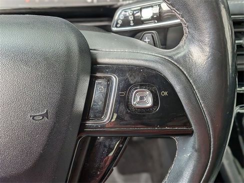 Used 2022 Lincoln Corsair FWD w/ Premium Package image 17