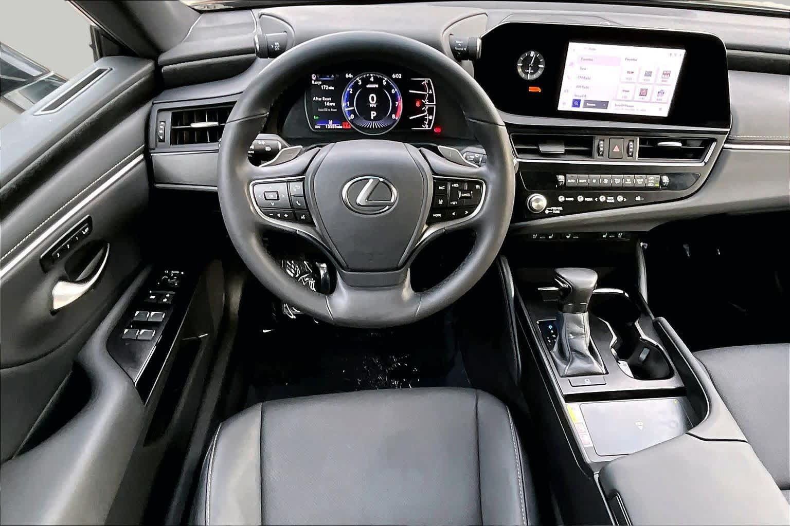 Used 2024 Lexus ES 250 w/ Premium Package AWD/4WD image 6