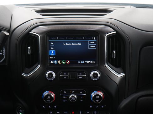 Used 2020 GMC Sierra 2500 AT4 w/ AT4 Premium Package AWD/4WD image 15