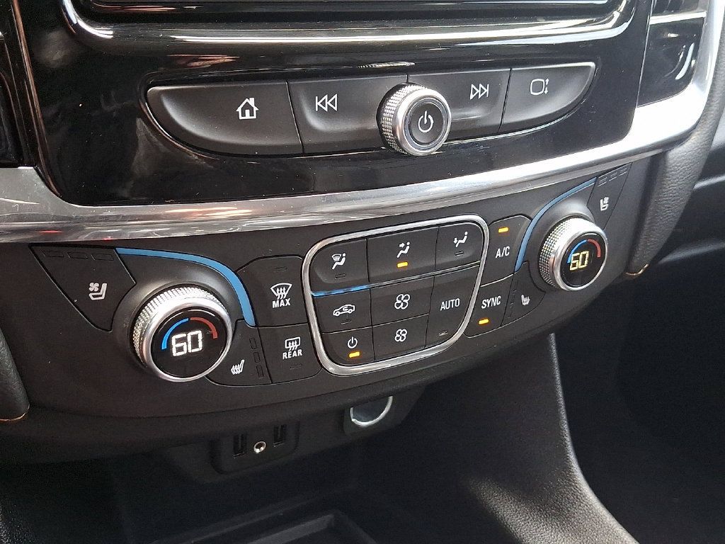Used 2019 Chevrolet Traverse Premier FWD image 20