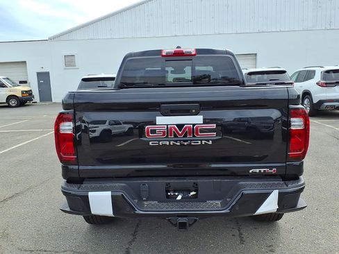 New 2026 GMC Canyon AT4 w/ LPO, Off Road Lift Package AWD/4WD image 5
