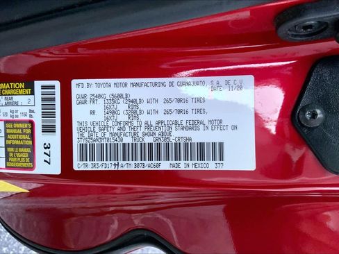 Used 2021 Toyota Tacoma TRD Off-Road image 30