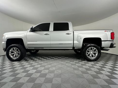 Used 2016 Chevrolet Silverado 1500 LTZ Z71 w/ LTZ Plus Package image 18