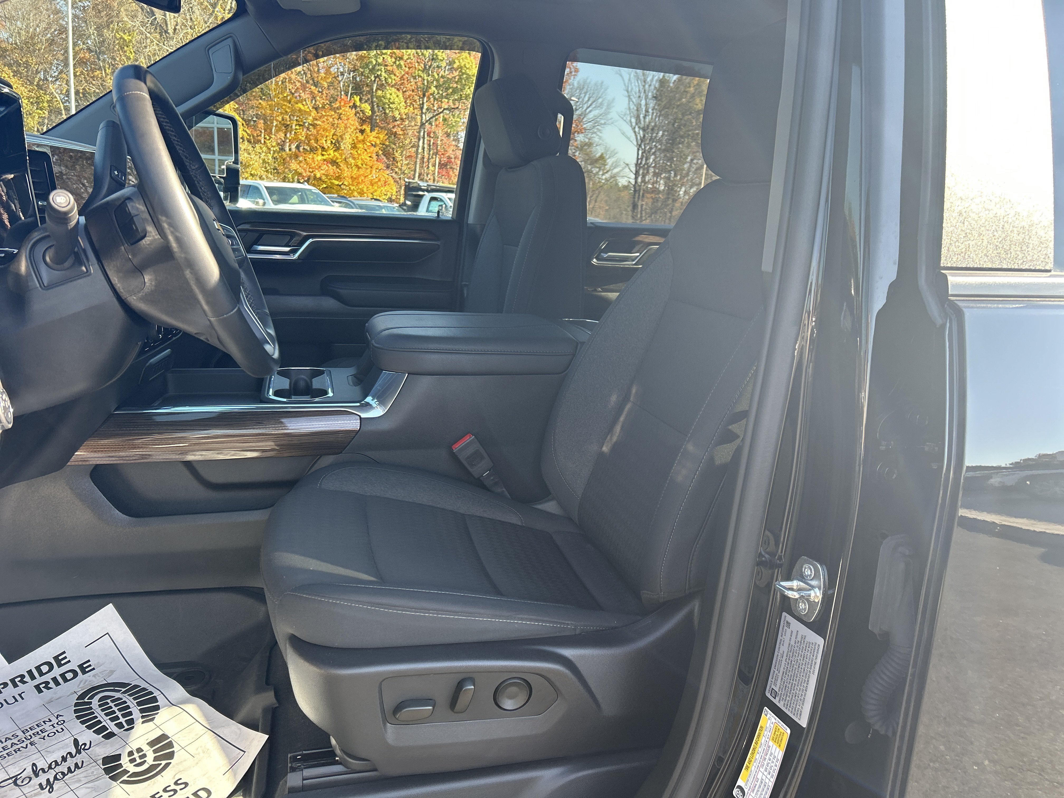 Used 2024 Chevrolet Silverado 2500 LT AWD/4WD image 20