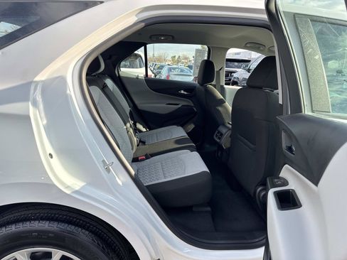 Used 2024 Chevrolet Equinox LS w/ Driver Confidence II Package image 15