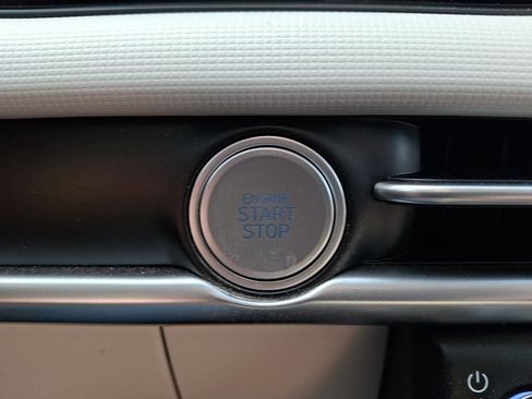 New 2026 Hyundai Tucson SE image 14