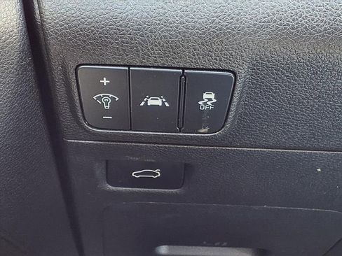 Used 2023 Kia K5 LXS image 24