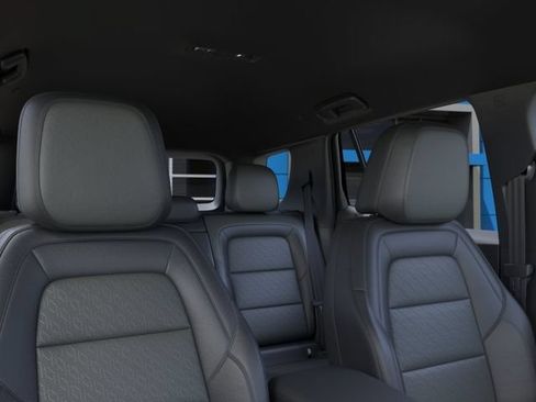 New 2027 Chevrolet Equinox LT w/ Convenience Package II FWD image 24