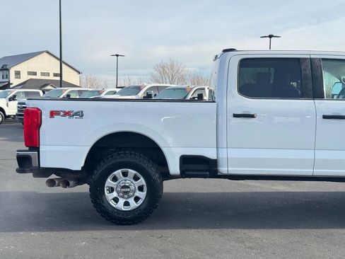 Used 2023 Ford F250 XLT w/ FX4 Off-Road Package image 5