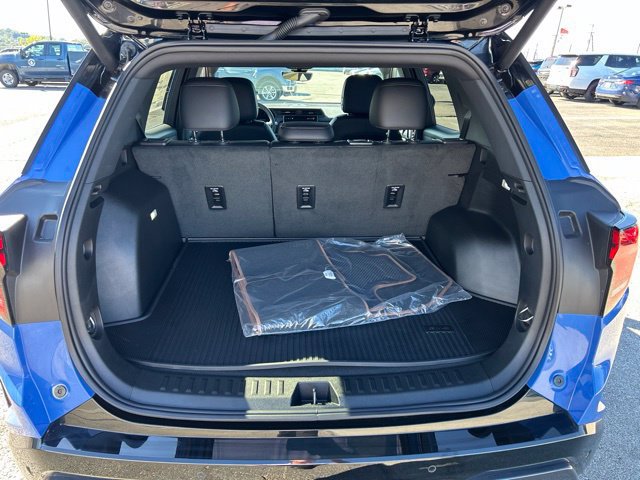 New 2026 GMC Terrain AT4 w/ Technology Package II AWD/4WD image 22