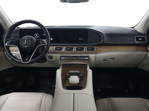 Used 2025 Mercedes-Benz GLE 450e 4MATIC w/ AMG Line Exterior image 27