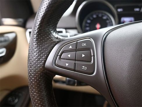 Used 2018 Mercedes-Benz GLE 350 image 17