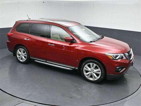 Used 2018 Nissan Pathfinder SL w/ SL Premium Package image 50