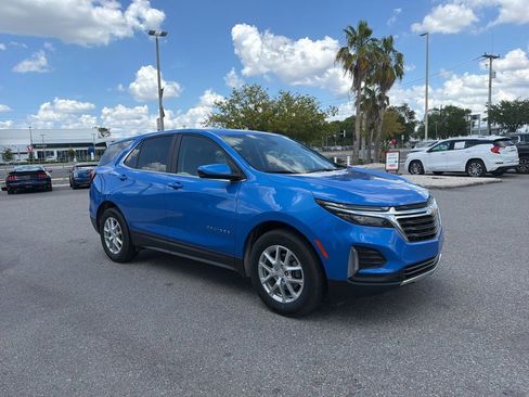 Used 2024 Chevrolet Equinox LT FWD image 3
