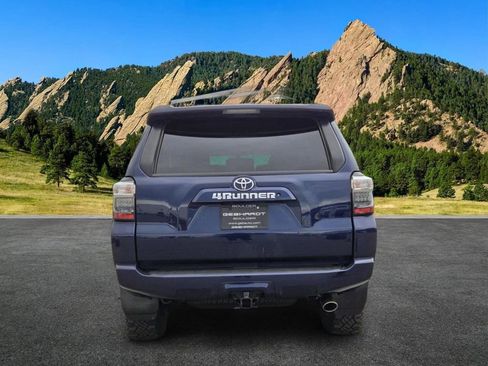 Used 2017 Toyota 4Runner 4WD image 6
