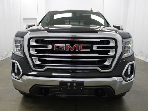 Used 2019 GMC Sierra 1500 SLT w/ SLT Convenience Package AWD/4WD image 3