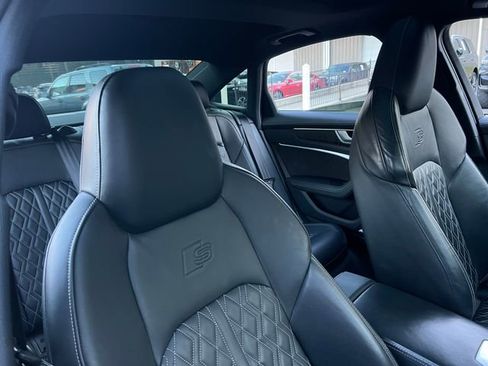 Used 2020 Audi S6 Premium Plus w/ S Sport Package image 38
