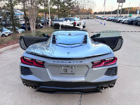 Used 2025 Chevrolet Corvette Stingray image 12
