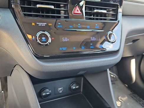 Used 2022 Hyundai Ioniq SE image 20