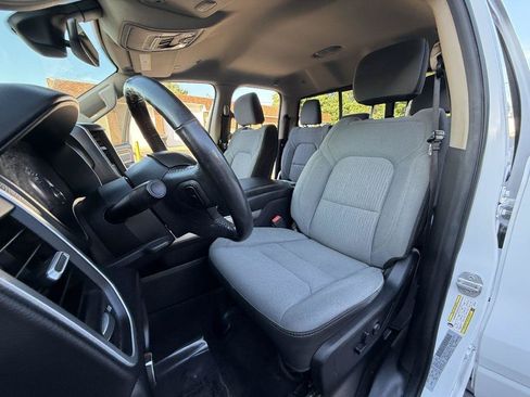 Used 2020 RAM 1500 Big Horn AWD/4WD image 14