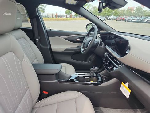 New 2026 Buick Envista Avenir FWD image 7