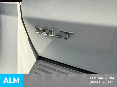 Used 2021 Ford Expedition XLT RWD image 5