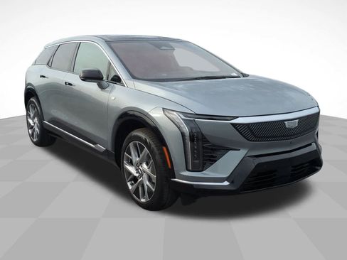 New 2026 Cadillac Optiq Luxury 1 image 3