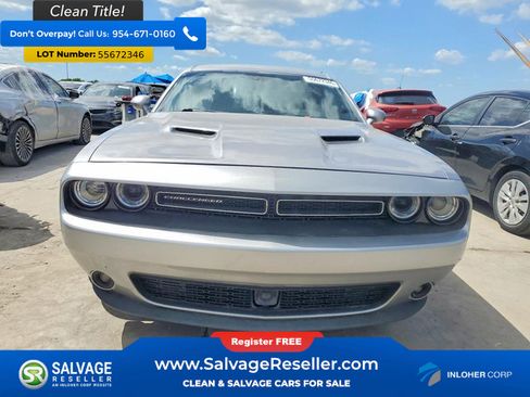 Used 2018 Dodge Challenger SXT Plus RWD image 7