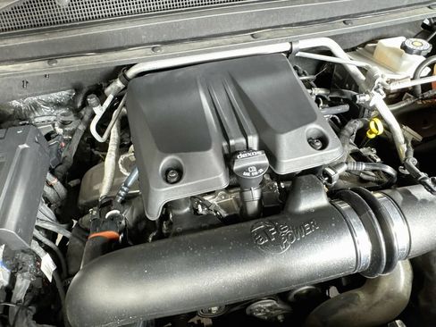 Used 2023 Chevrolet Colorado Z71 w/ Z71 Convenience Package 2 AWD/4WD image 39