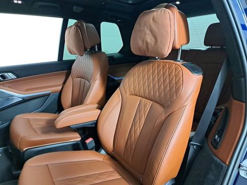 Used 2025 BMW ALPINA XB7 ALPINA XB7 image 14