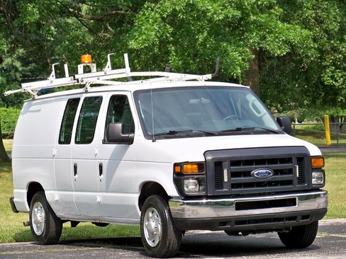 Used 2013 Ford E-150 and Econoline 150 w/ PWR Group image 3