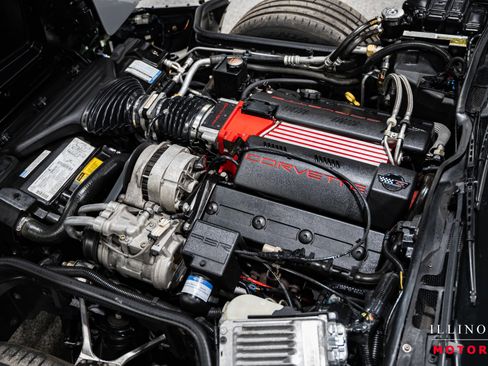 Used 1996 Chevrolet Corvette Convertible image 38