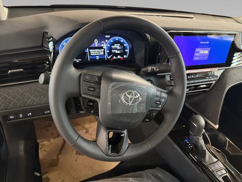 New 2026 Toyota Camry XLE AWD/4WD image 13