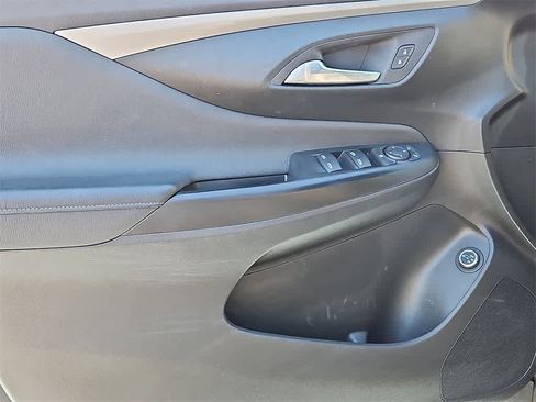 Used 2024 Buick Envista Avenir image 12