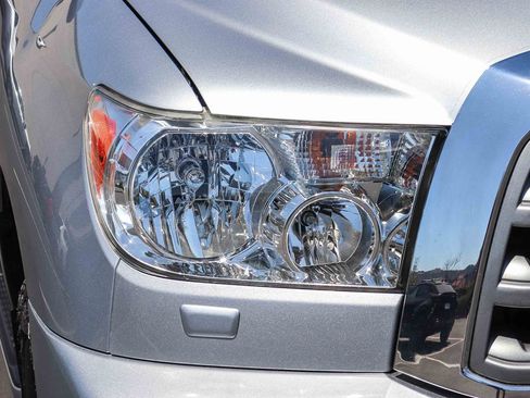Used 2016 Toyota Sequoia Limited w/ Safety & Convenience Package AWD/4WD image 12