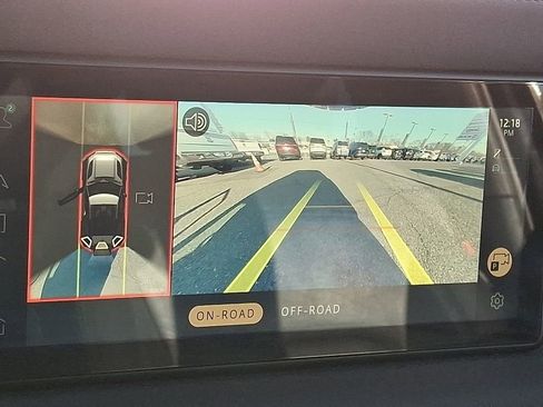 Used 2022 Land Rover Defender 90 X-Dynamic S image 25