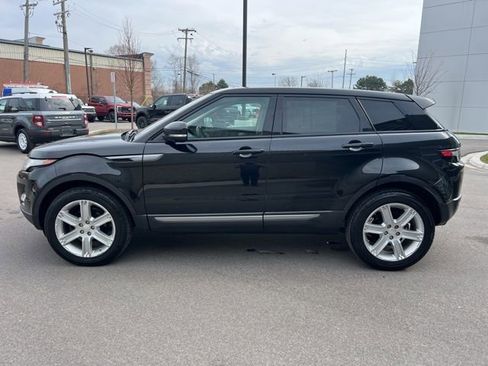 Used 2013 Land Rover Range Rover Evoque Pure Plus w/ Pure Plus Pkg image 8