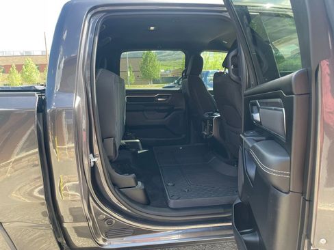 Used 2025 RAM 1500 Big Horn AWD/4WD image 19