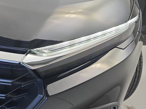 Used 2023 Honda CR-V LX image 30