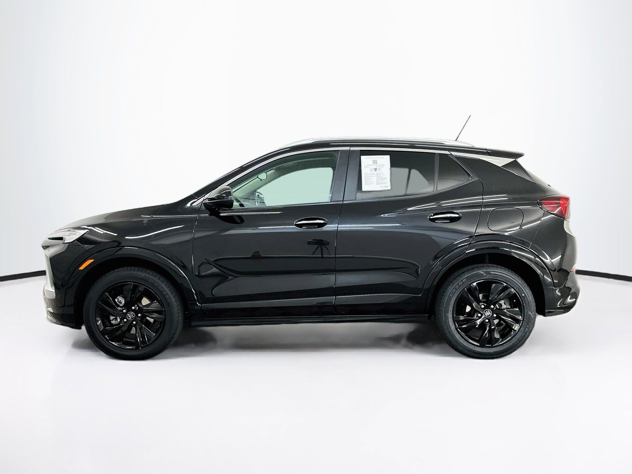 Used 2024 Buick Encore GX Sport Touring AWD/4WD image 4