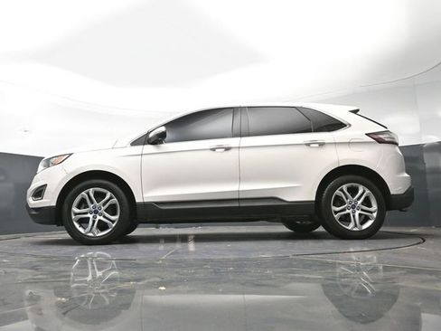 Used 2015 Ford Edge Titanium FWD image 40